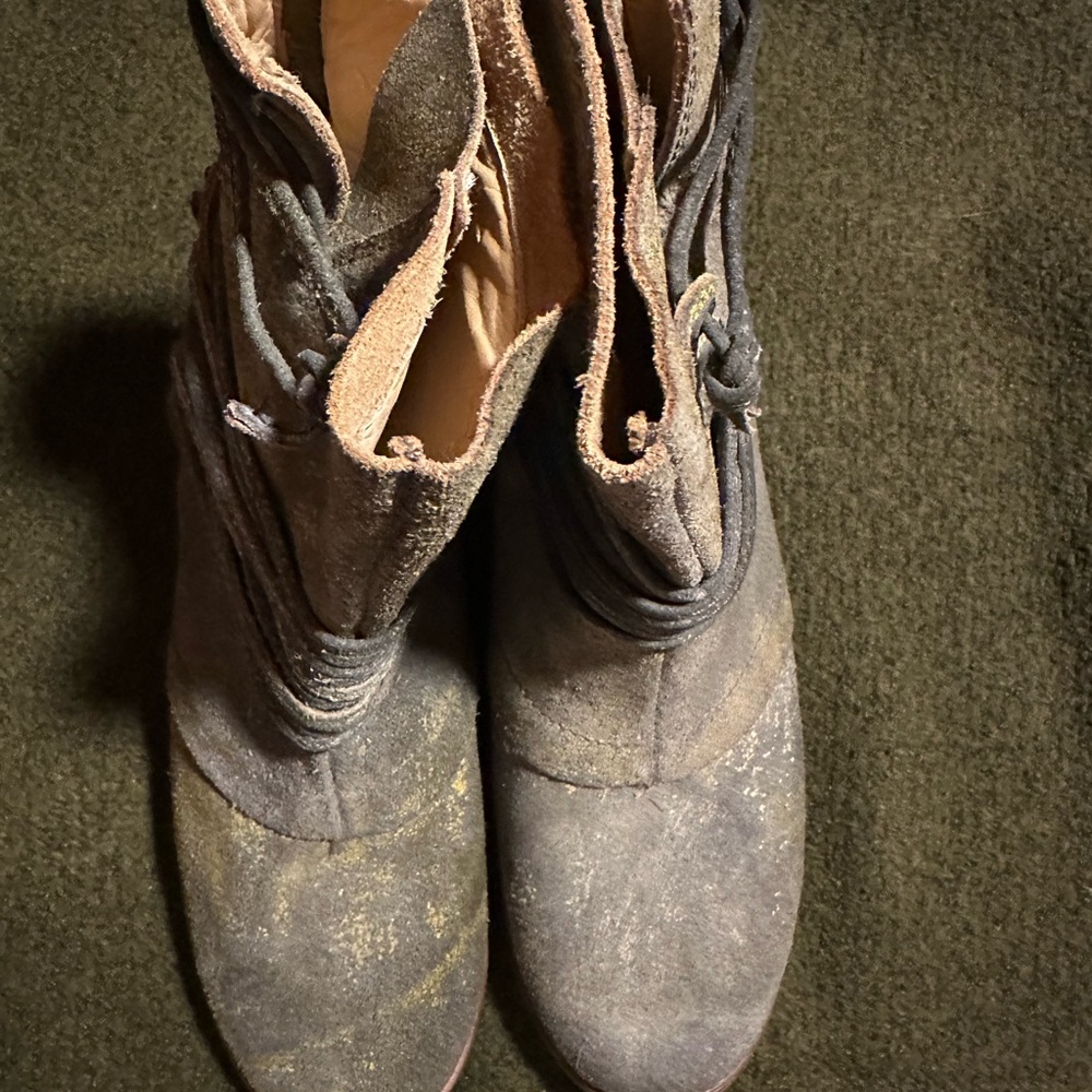 BED|STU Rustic Olive green/gold accents Ankle Boots